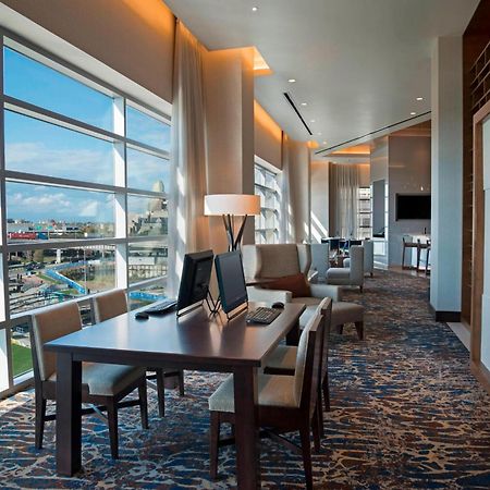 Buffalo Marriott at LECOM HARBORCENTER Exteriör bild