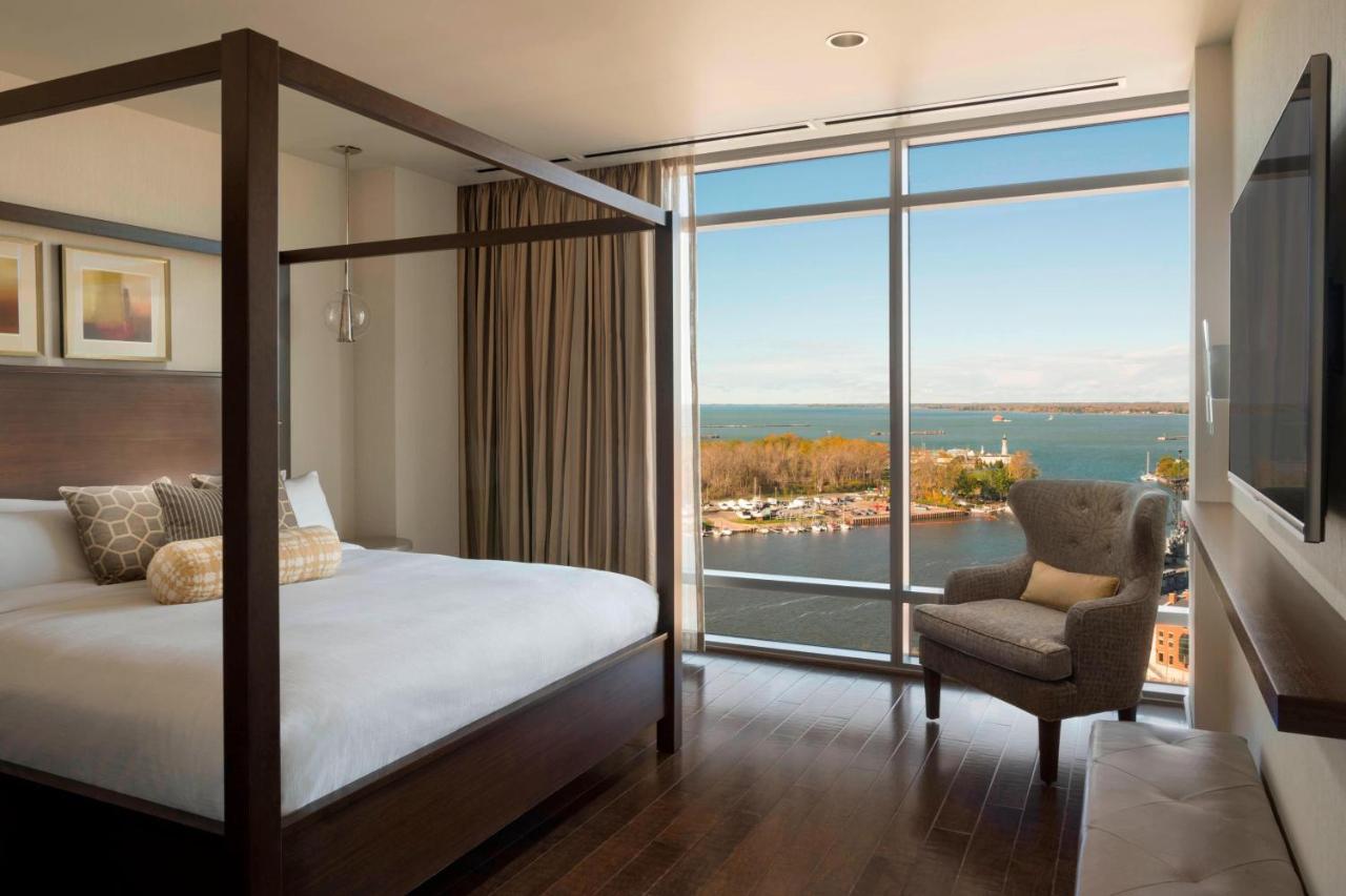 Buffalo Marriott at LECOM HARBORCENTER Exteriör bild