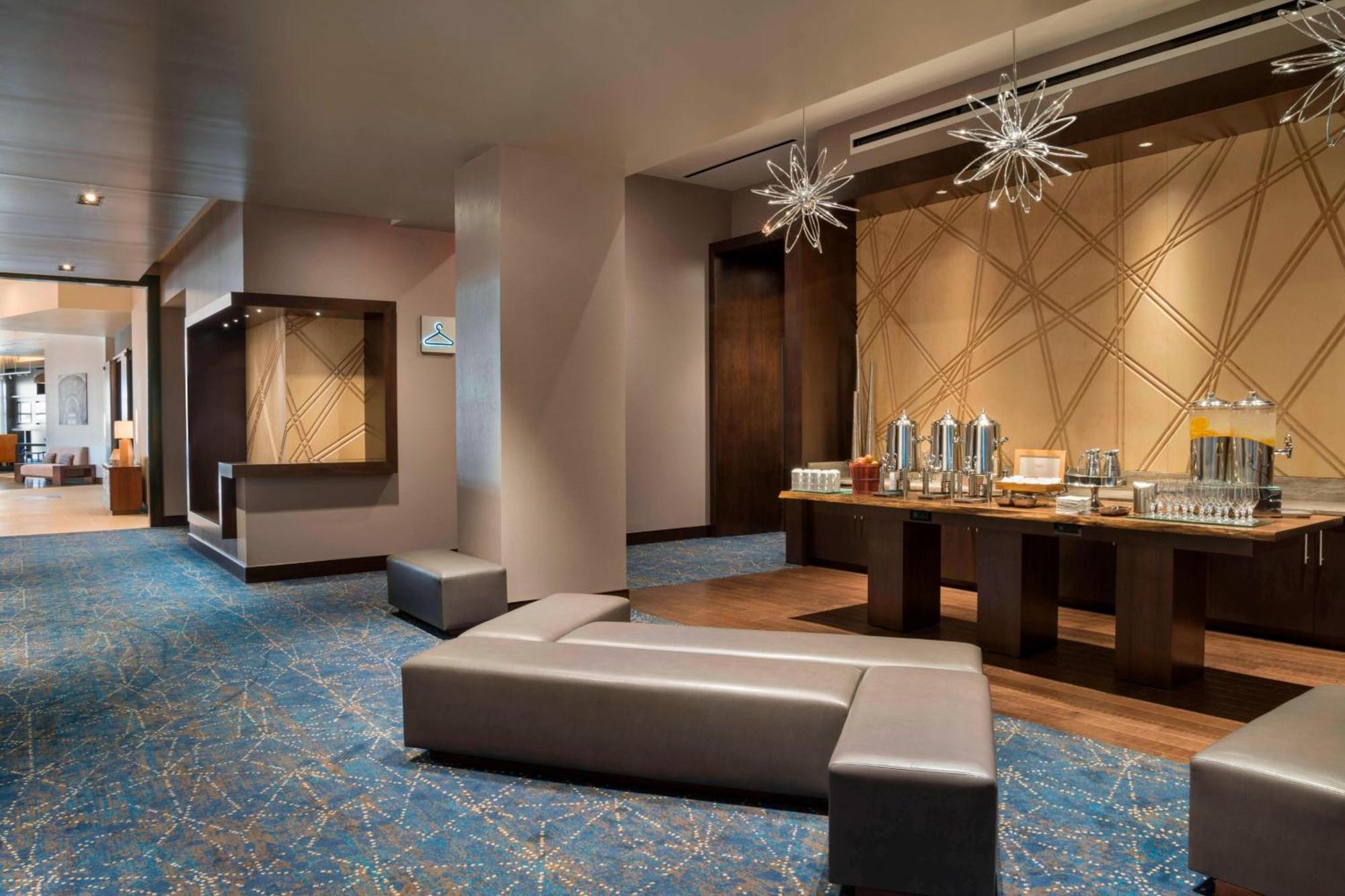 Buffalo Marriott at LECOM HARBORCENTER Exteriör bild
