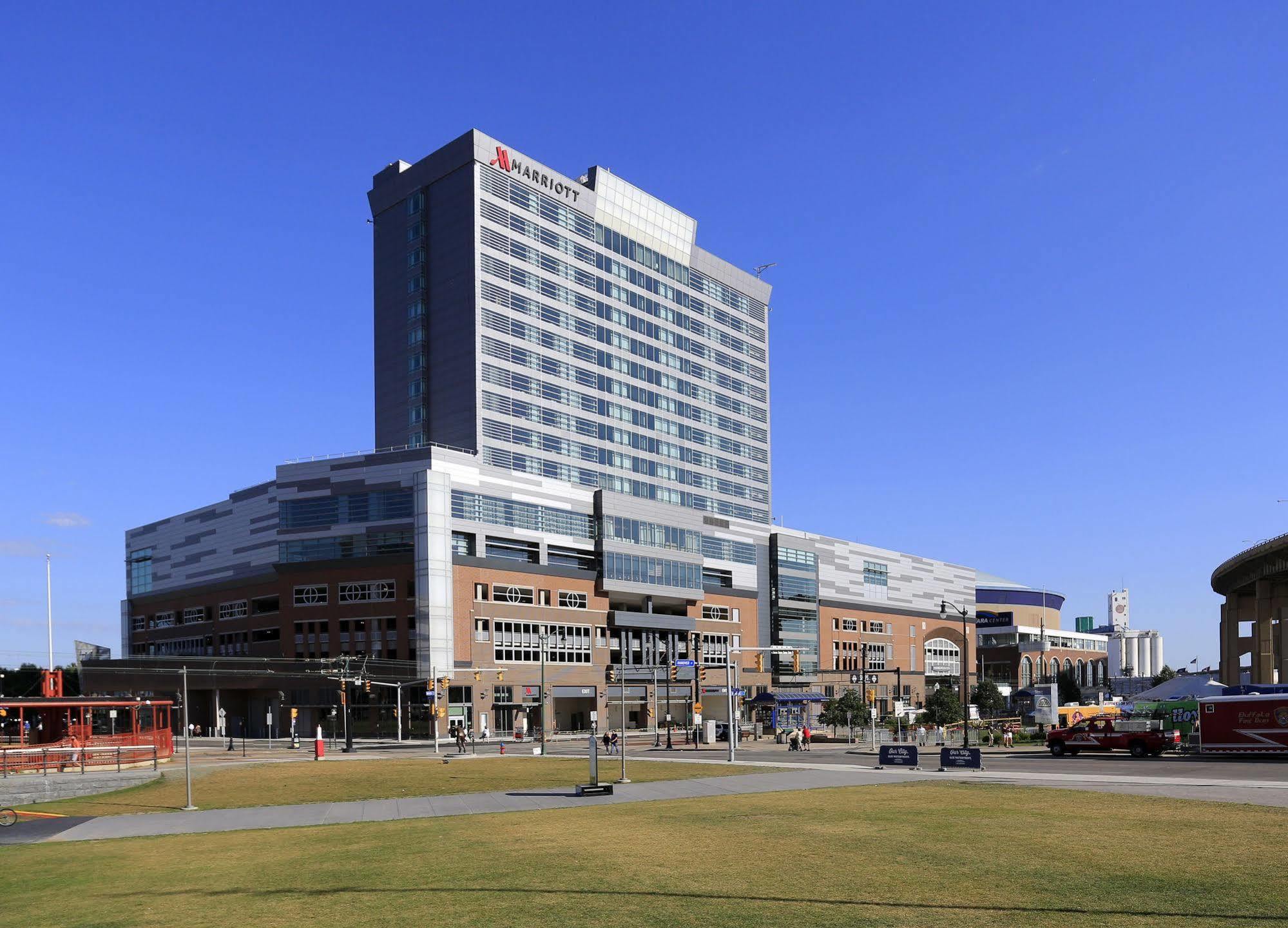 Buffalo Marriott at LECOM HARBORCENTER Exteriör bild